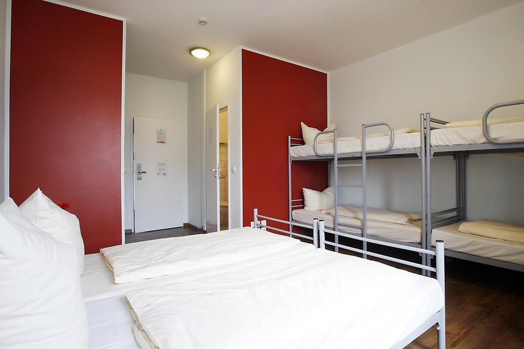 Sechsbettzimmer